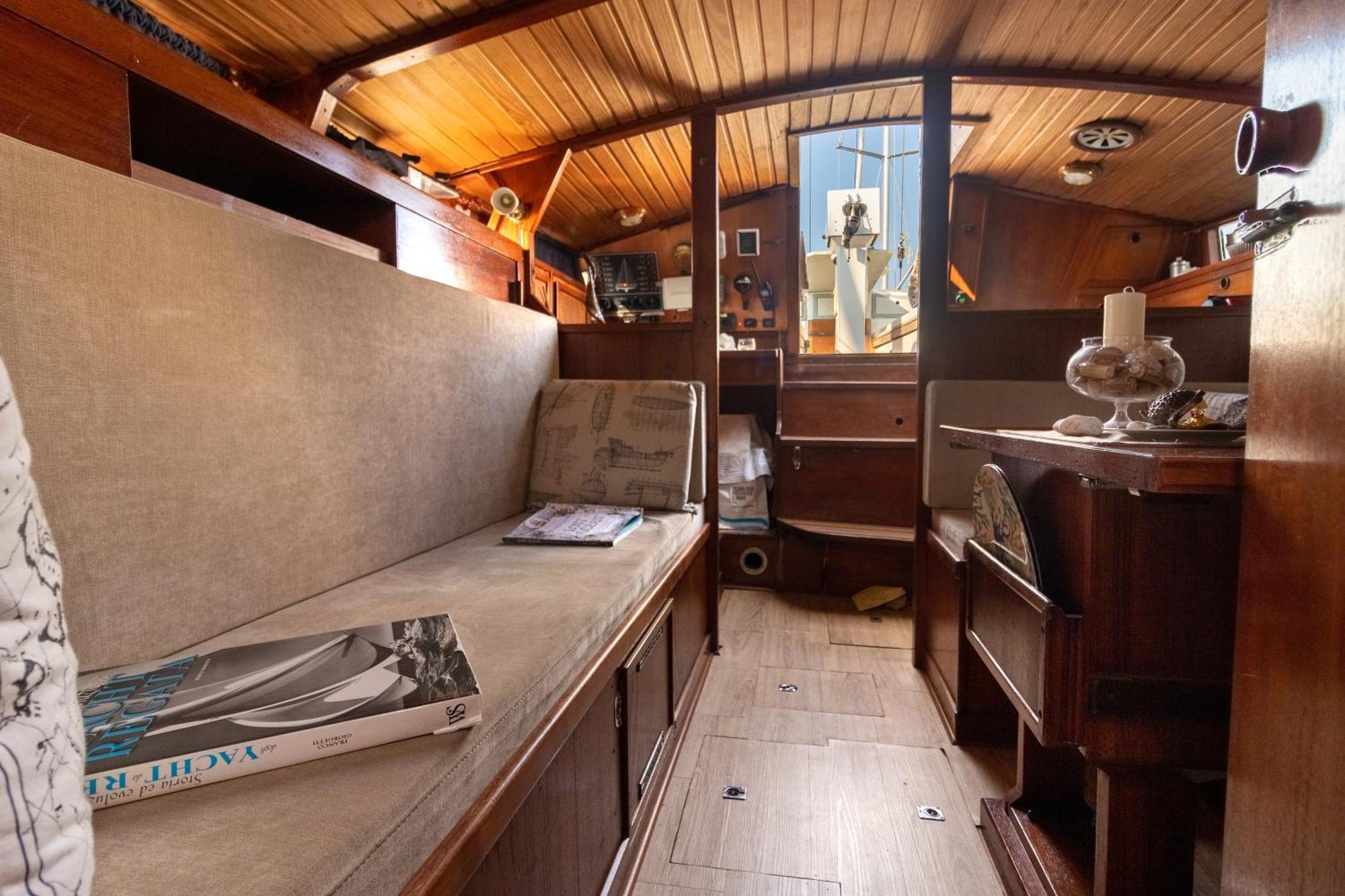 Quo Vadis Yacht Bari Exterior foto